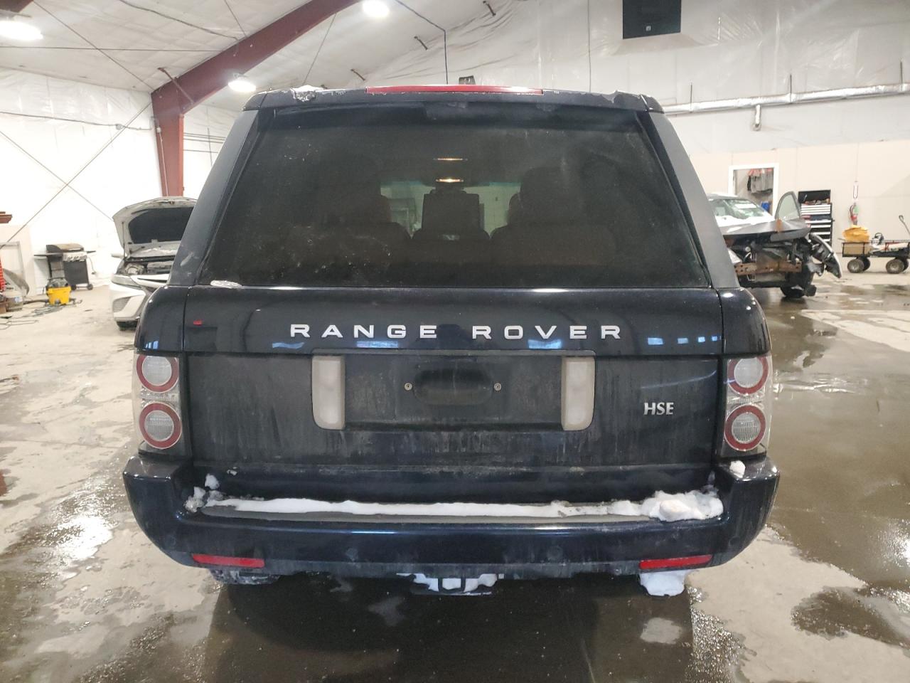 2010 Land Rover Range Rover - Image 6