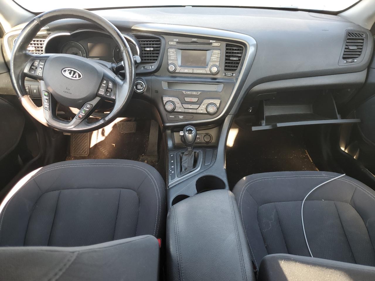 2011 Kia Optima - Image 8