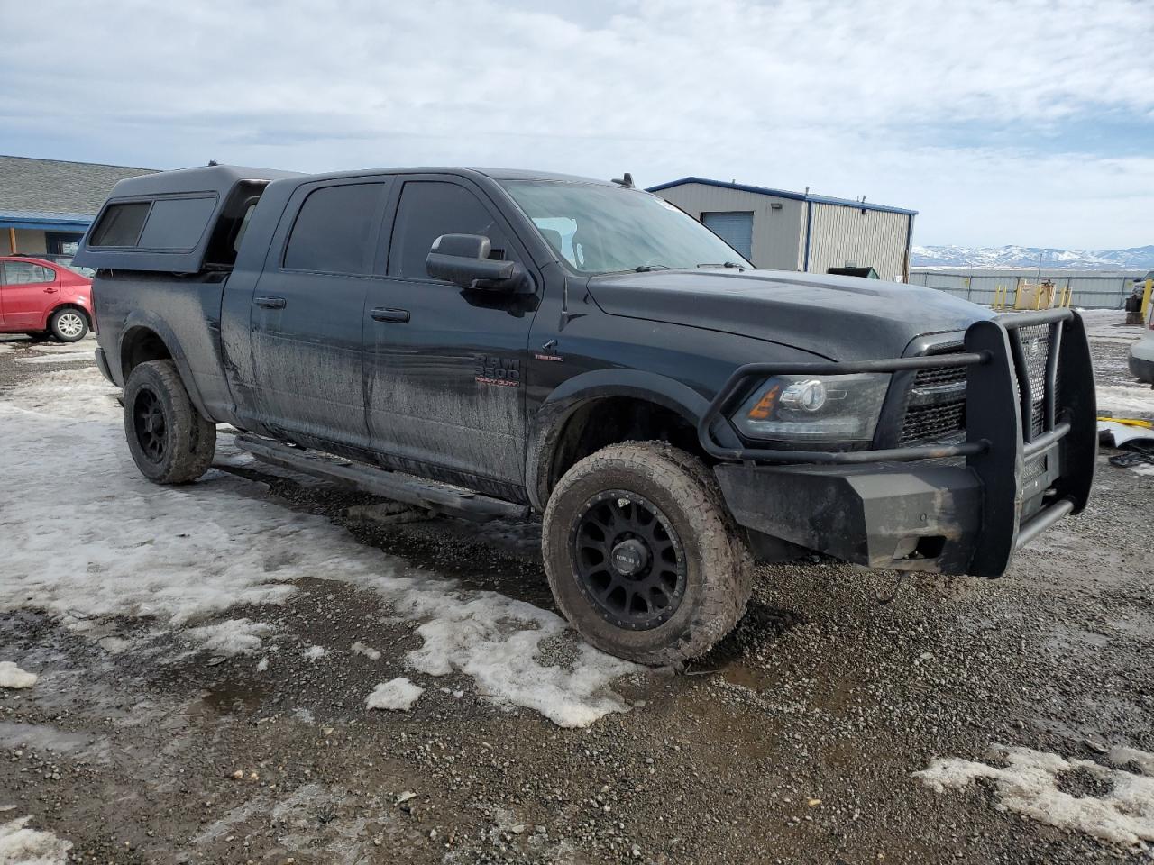 2016 RAM 3500 - Image 4
