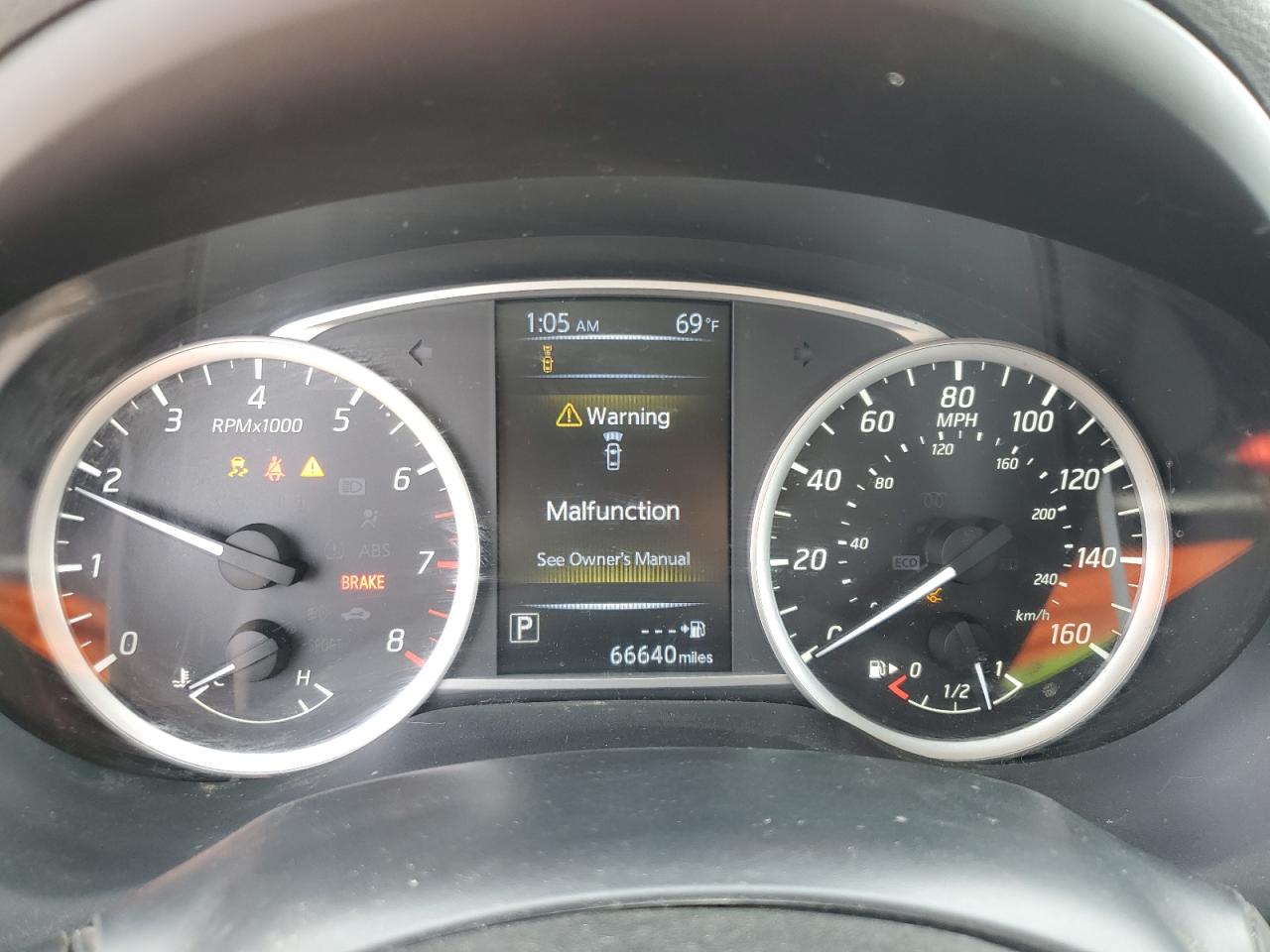 2018 Nissan Sentra - Image 9