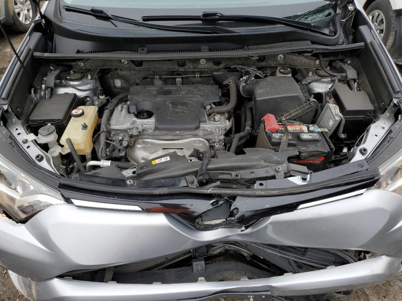 2018 Toyota RAV 4 - Image 12