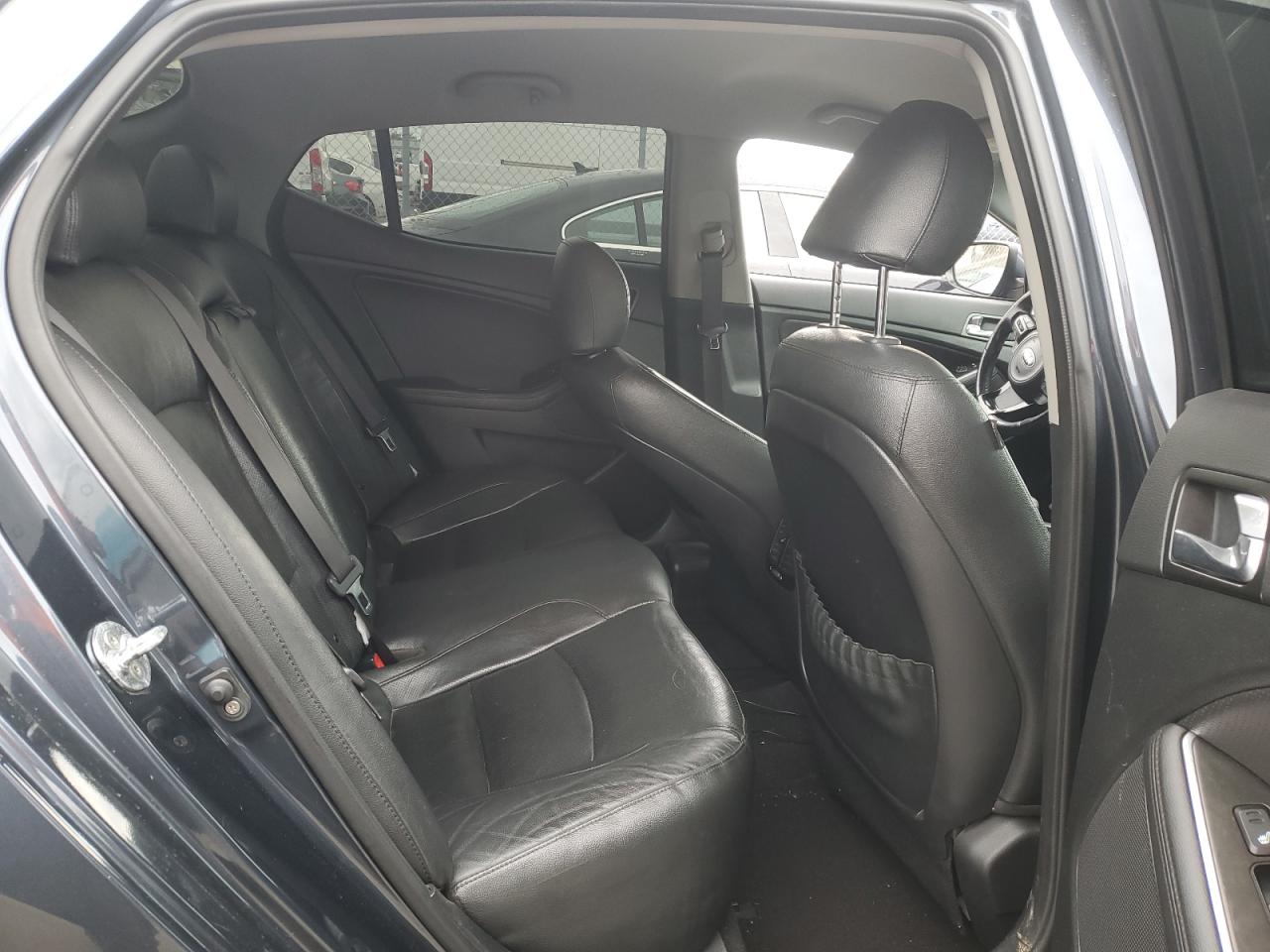 2014 Kia Optima - Image 10