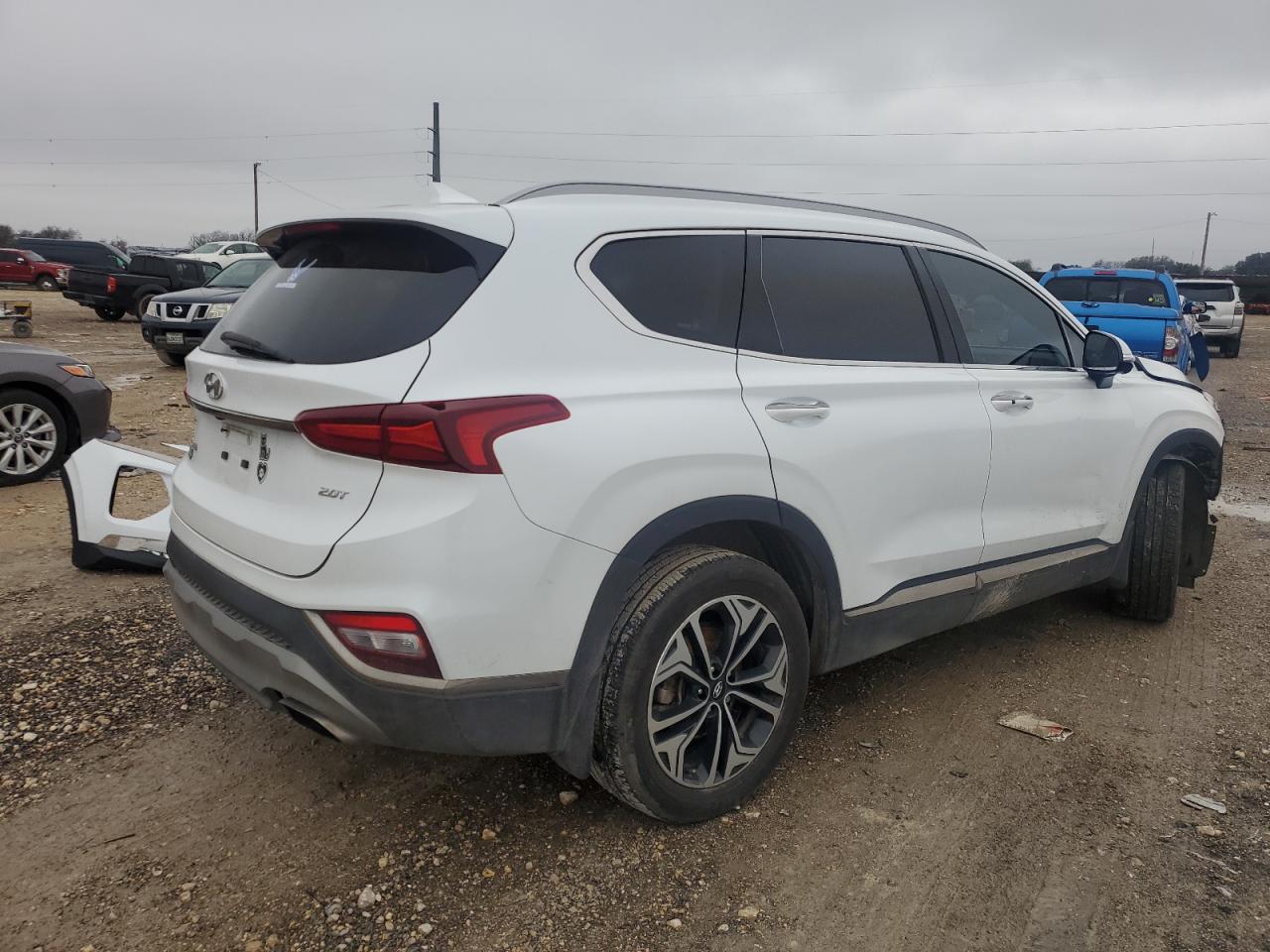 2020 Hyundai Santa Fe - Image 3