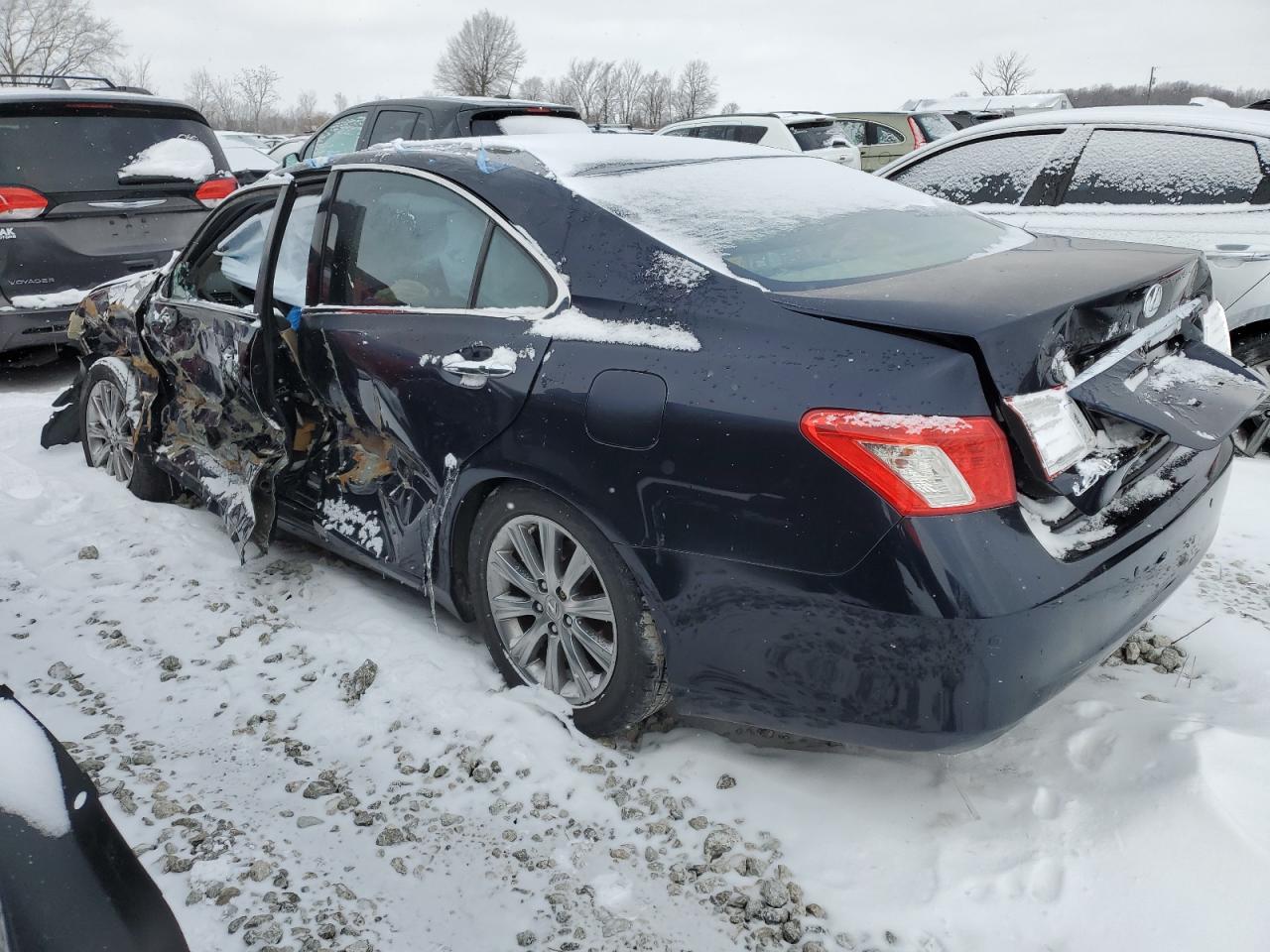 2009 Lexus ES - Image 2