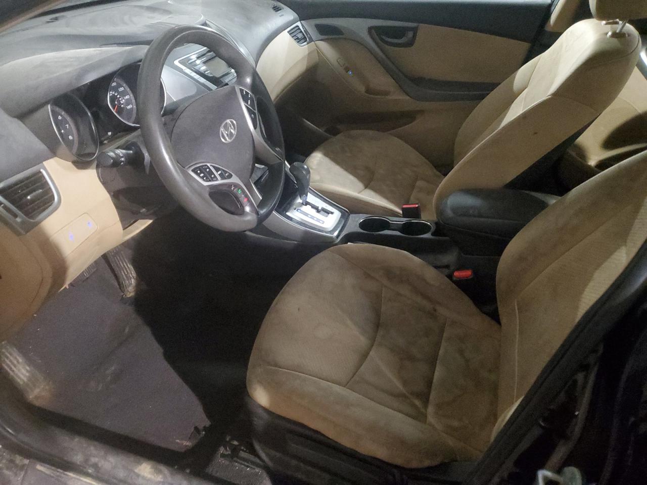 2011 Hyundai Elantra - Image 7