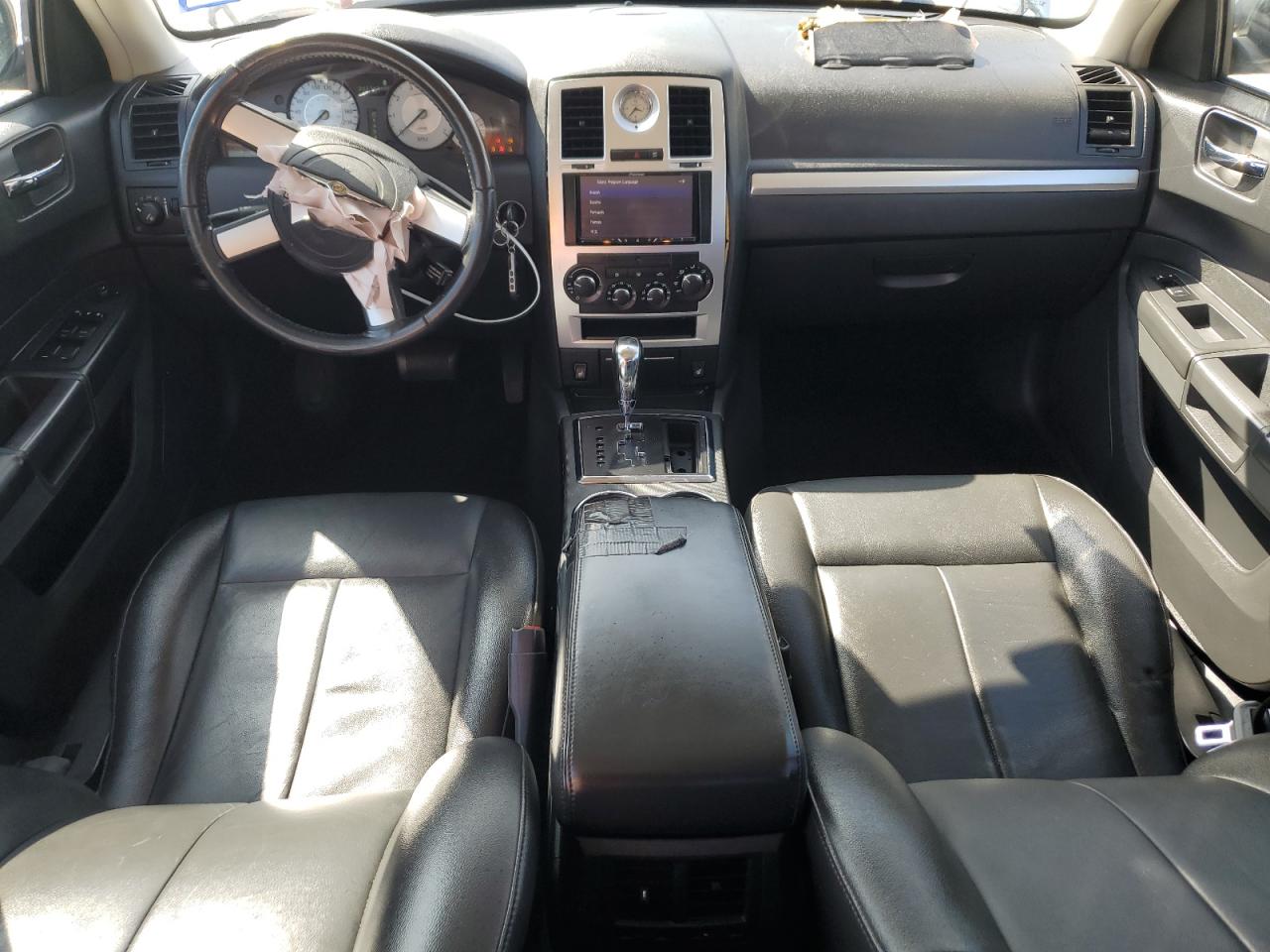 2009 Chrysler 300 - Image 8