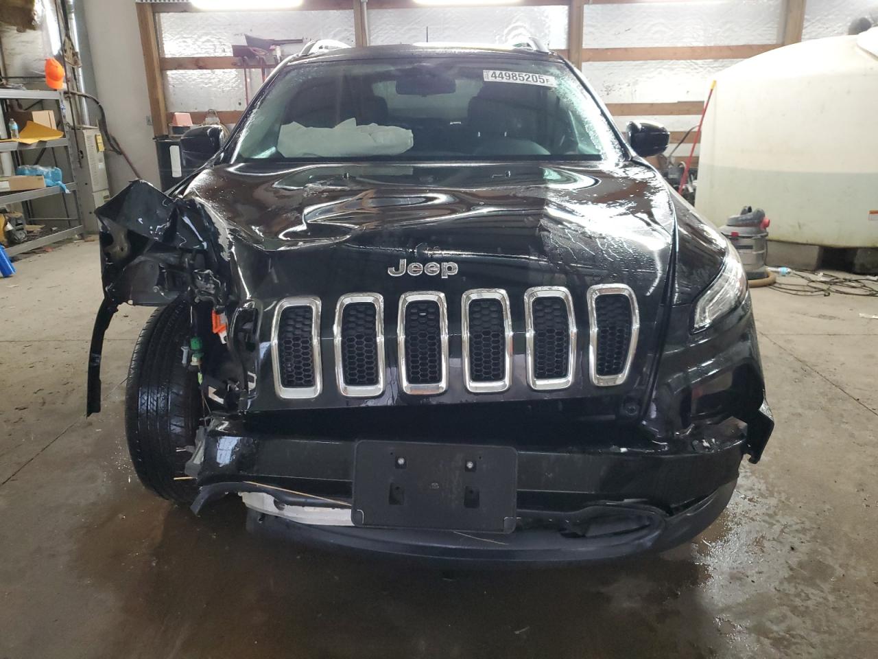2017 Jeep Grand Cherokee - Image 5