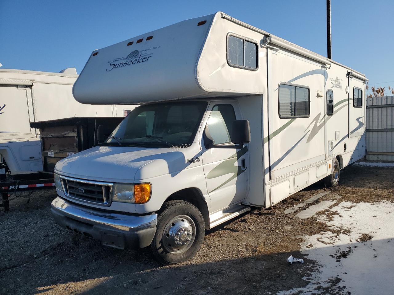 2005 Ford Econoline E450 Super Duty Cutaway Van for Sale in Elgin, IL - Vandalism
