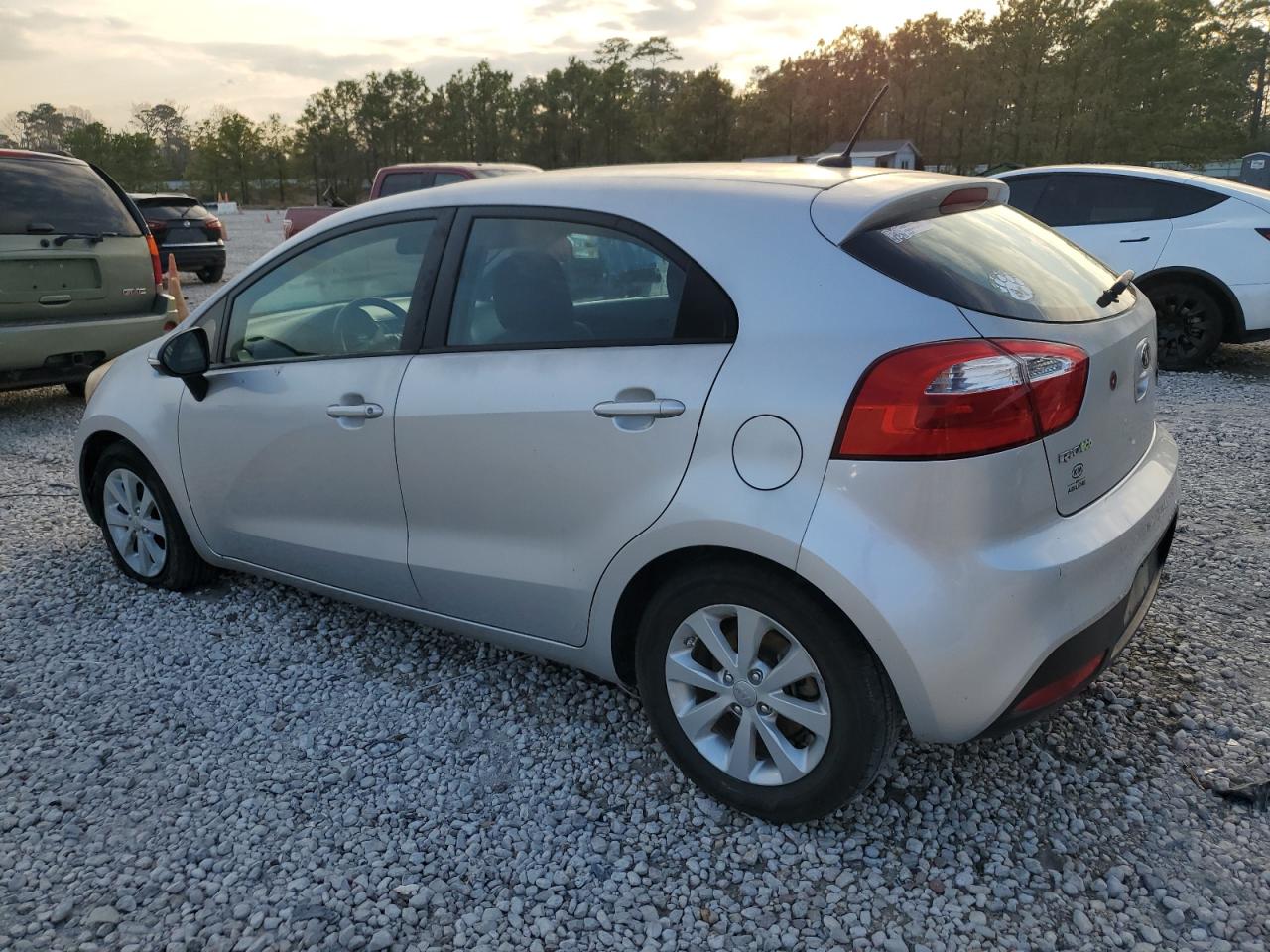 2015 Kia Rio - Image 2