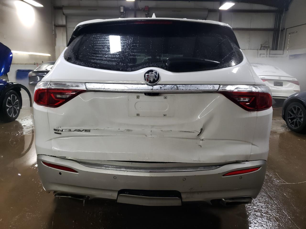 2022 Buick Enclave - Image 6