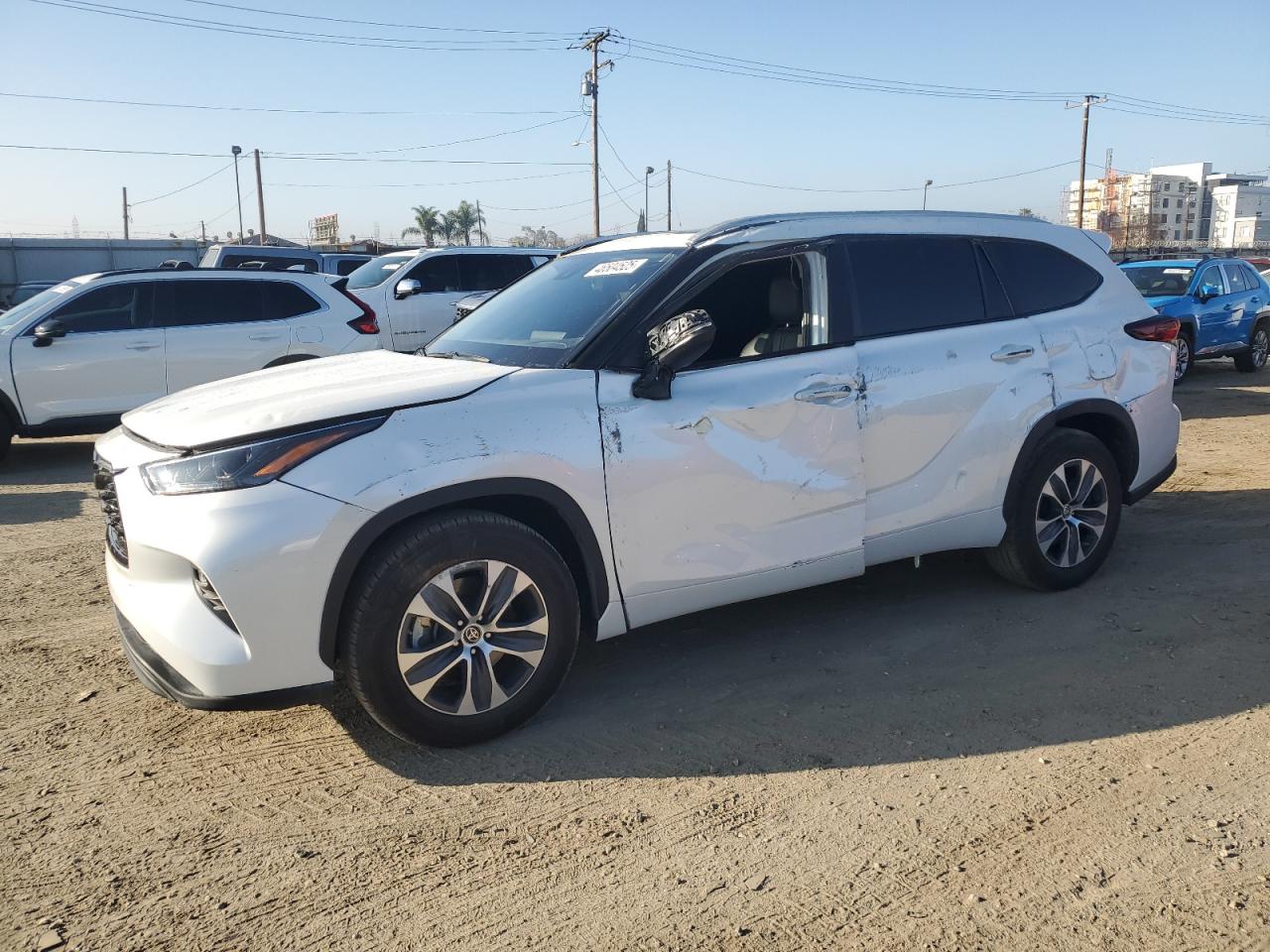2024 Toyota Highlander - Image 1