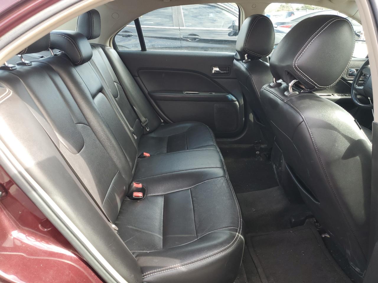 2012 Ford Fusion - Image 10