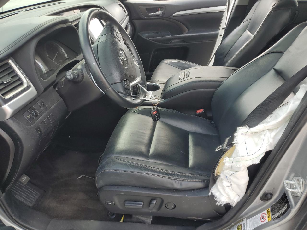 2018 Toyota Highlander - Image 7