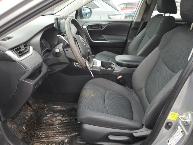  TOYOTA RAV4 2019 Серебристый