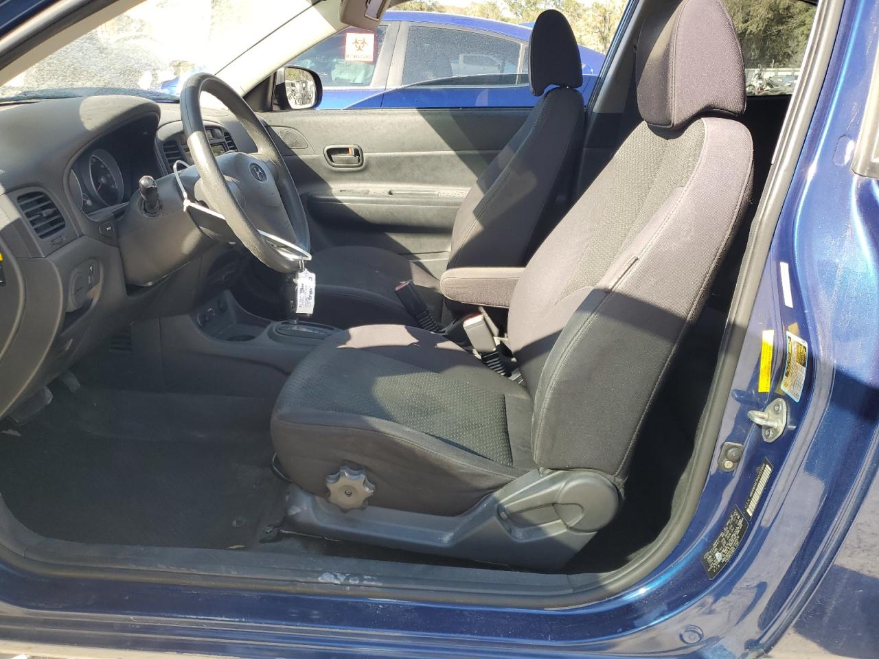 2010 Hyundai Accent - Image 7