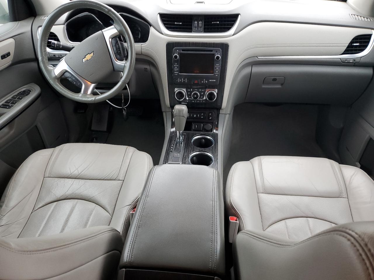 2015 Chevrolet Traverse - Image 8
