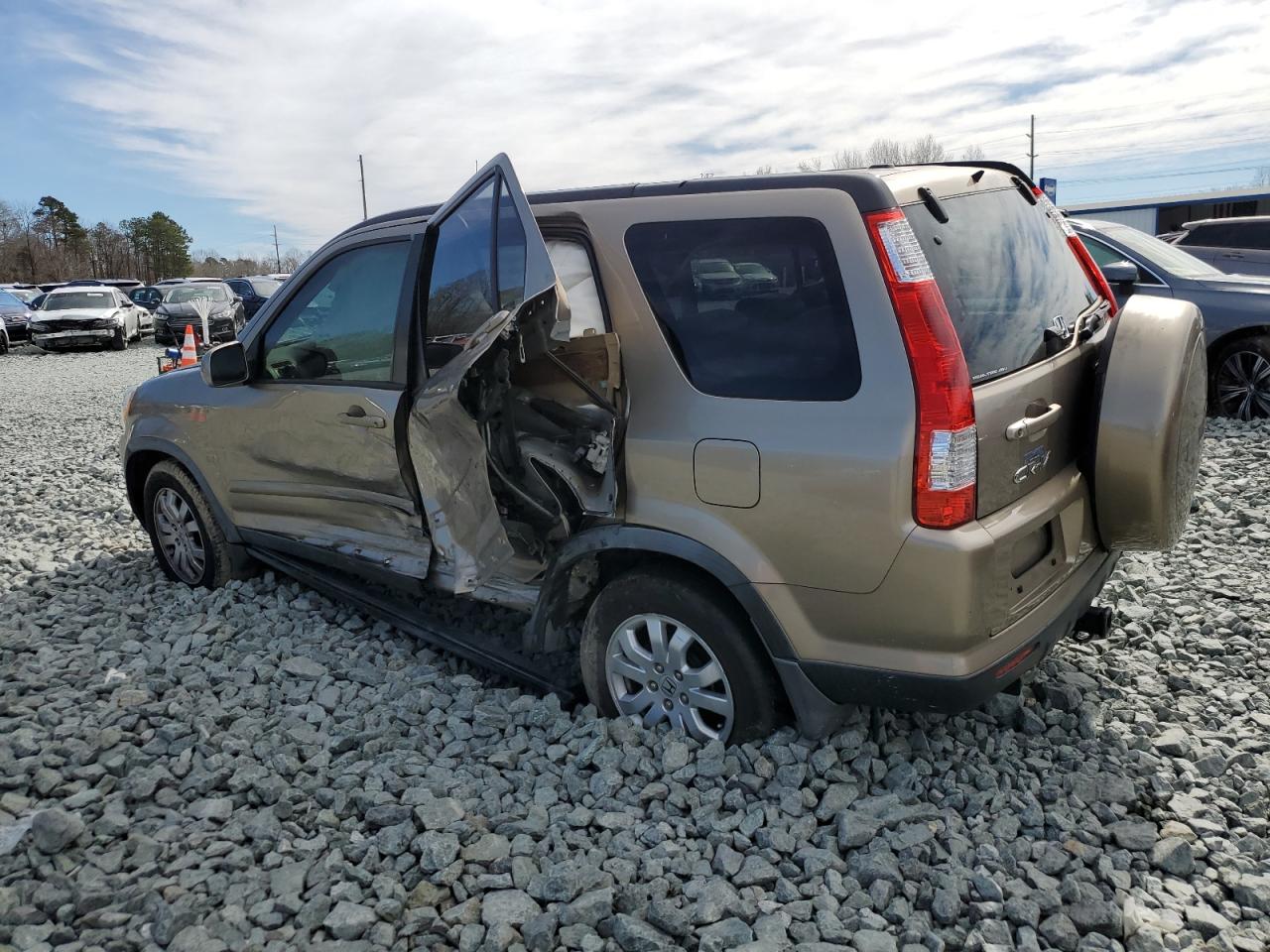 2006 Honda CR-V - Image 2