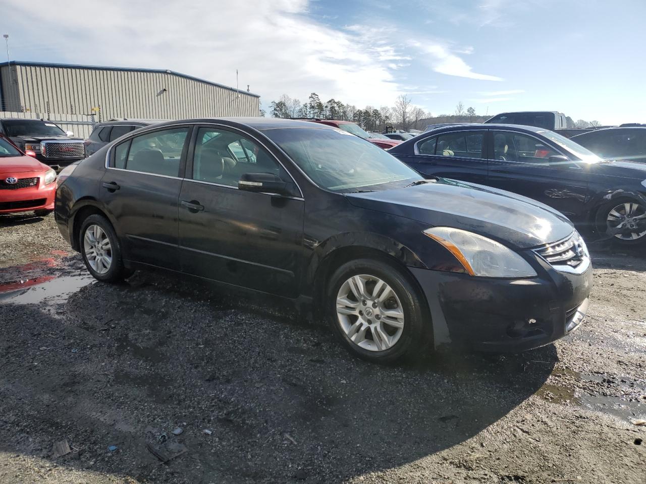 2010 Nissan Altima - Image 4