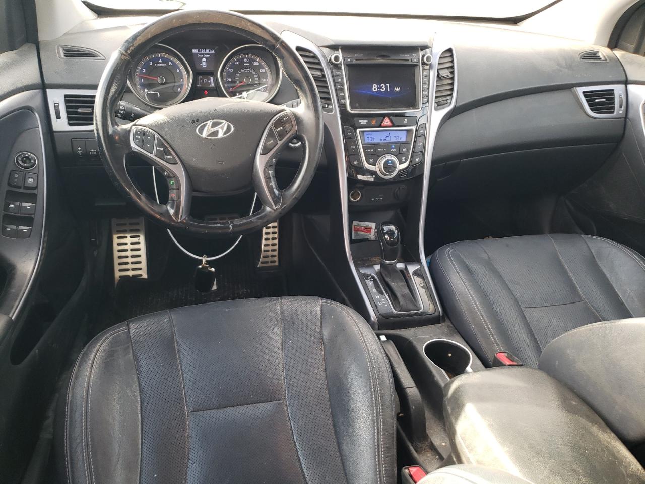 2013 Hyundai Elantra - Image 8