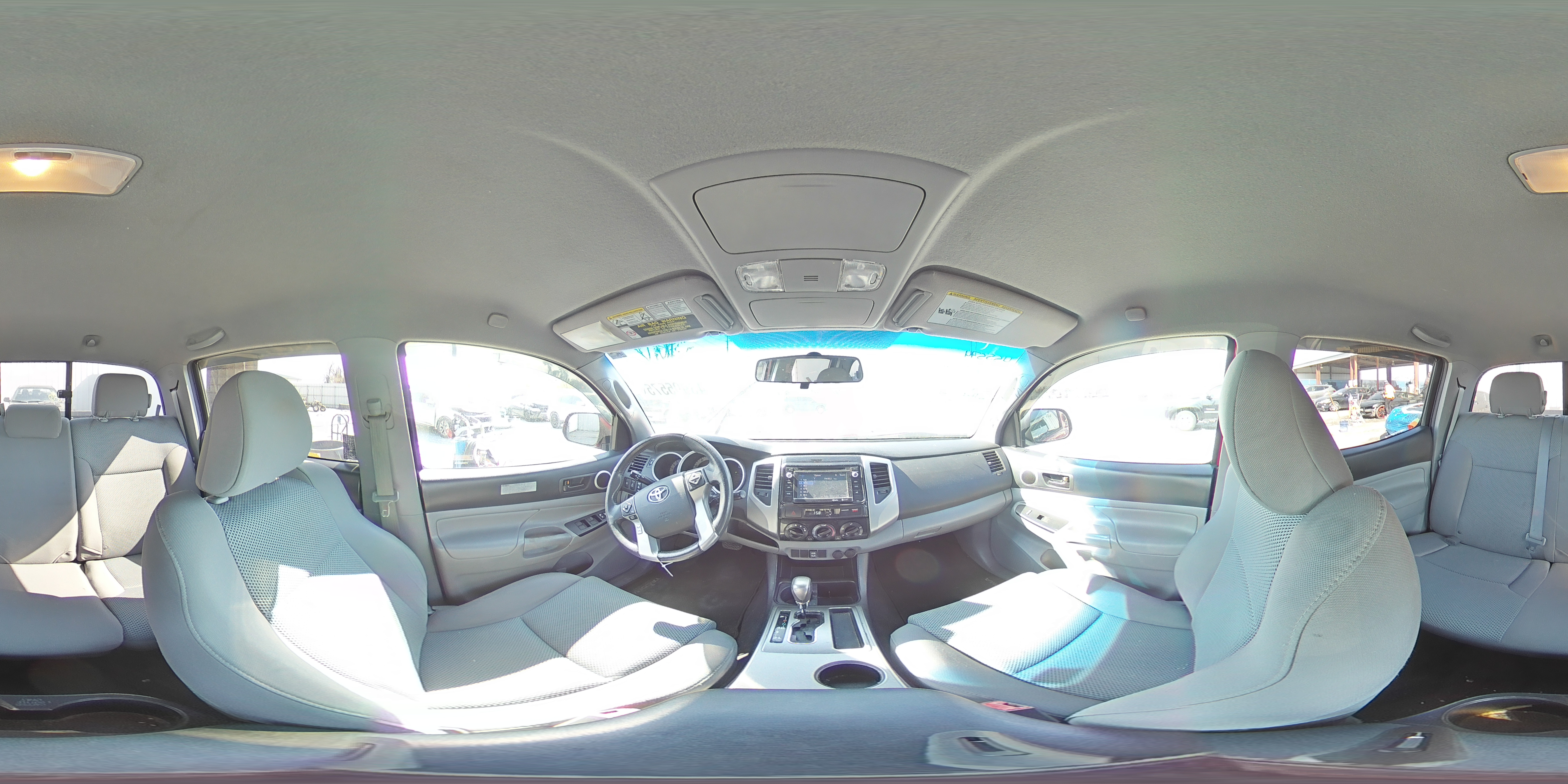 2014 Toyota Tacoma - Image 14