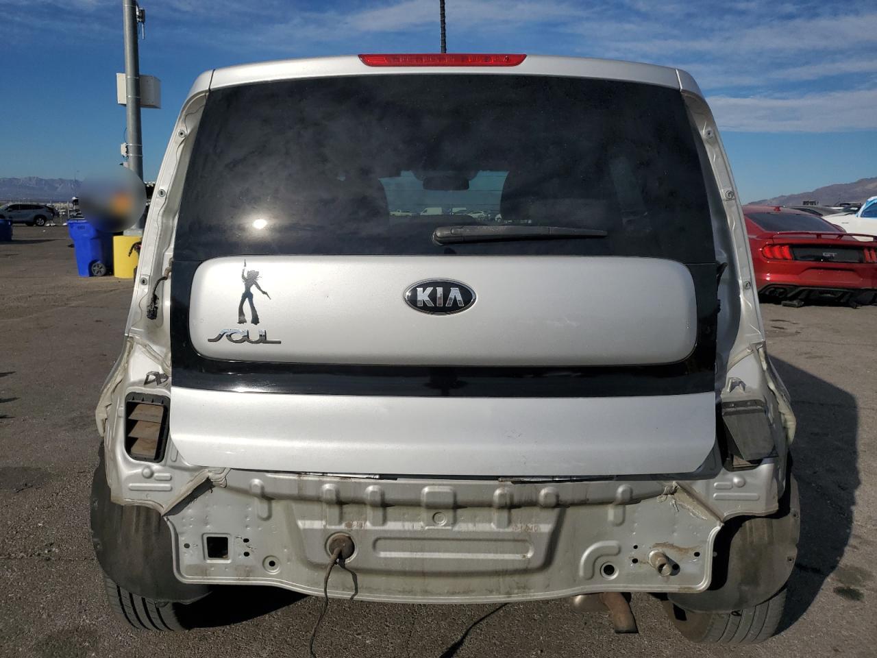 2017 Kia Soul - Image 6