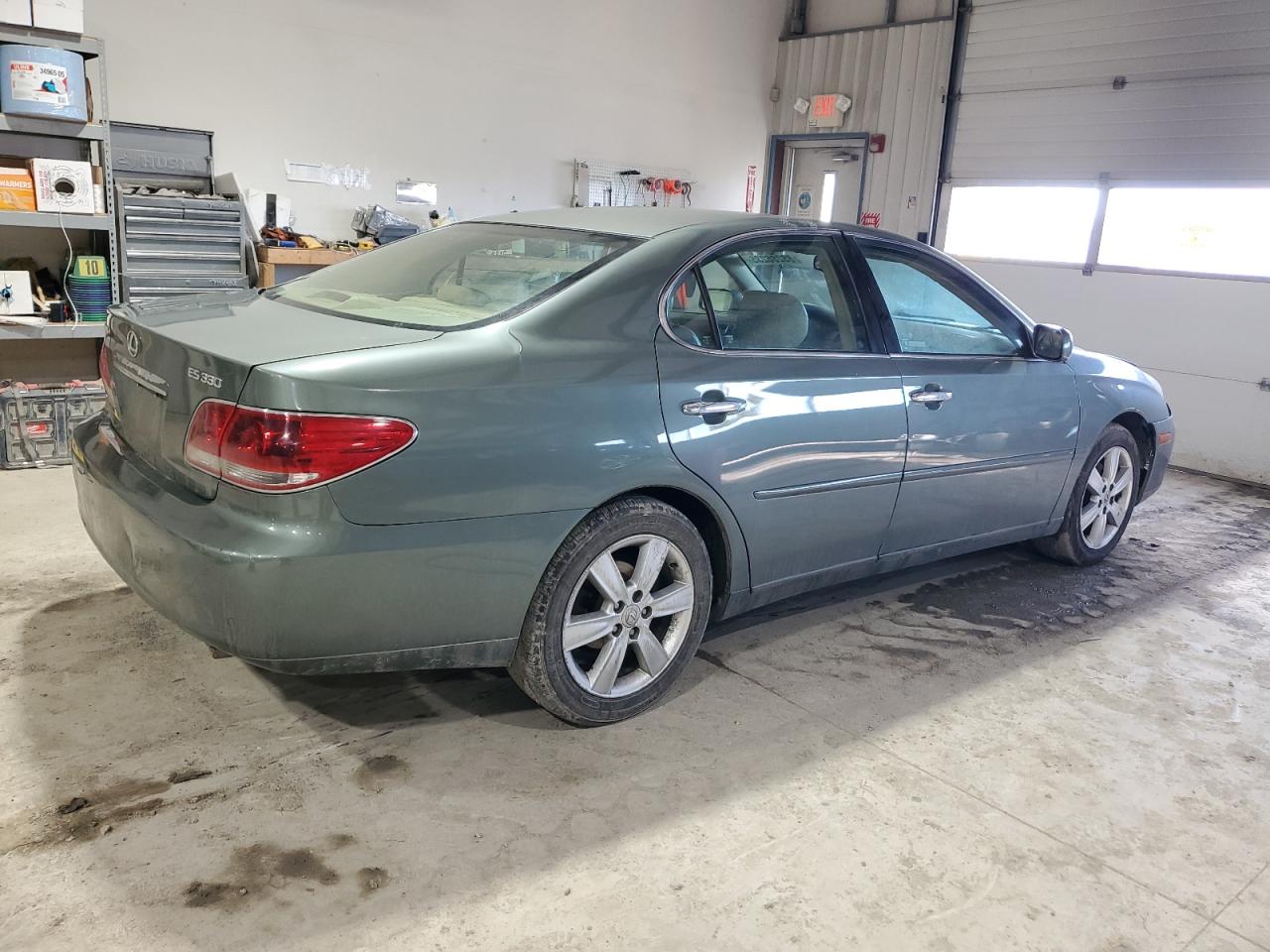 2005 Lexus ES - Image 3