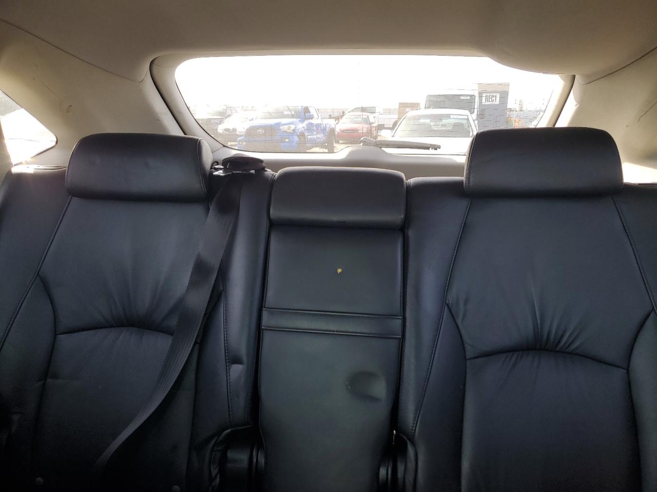 2007 Lexus RX - Image 10