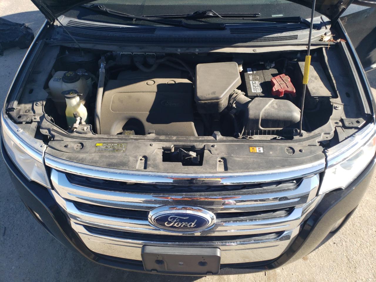 2013 Ford Edge - Image 12