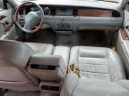 2001 Lincoln Town Car Signature იყიდება Austell-ში, GA - Front End