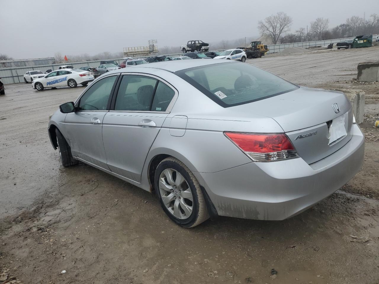 2009 Honda Accord - Image 2