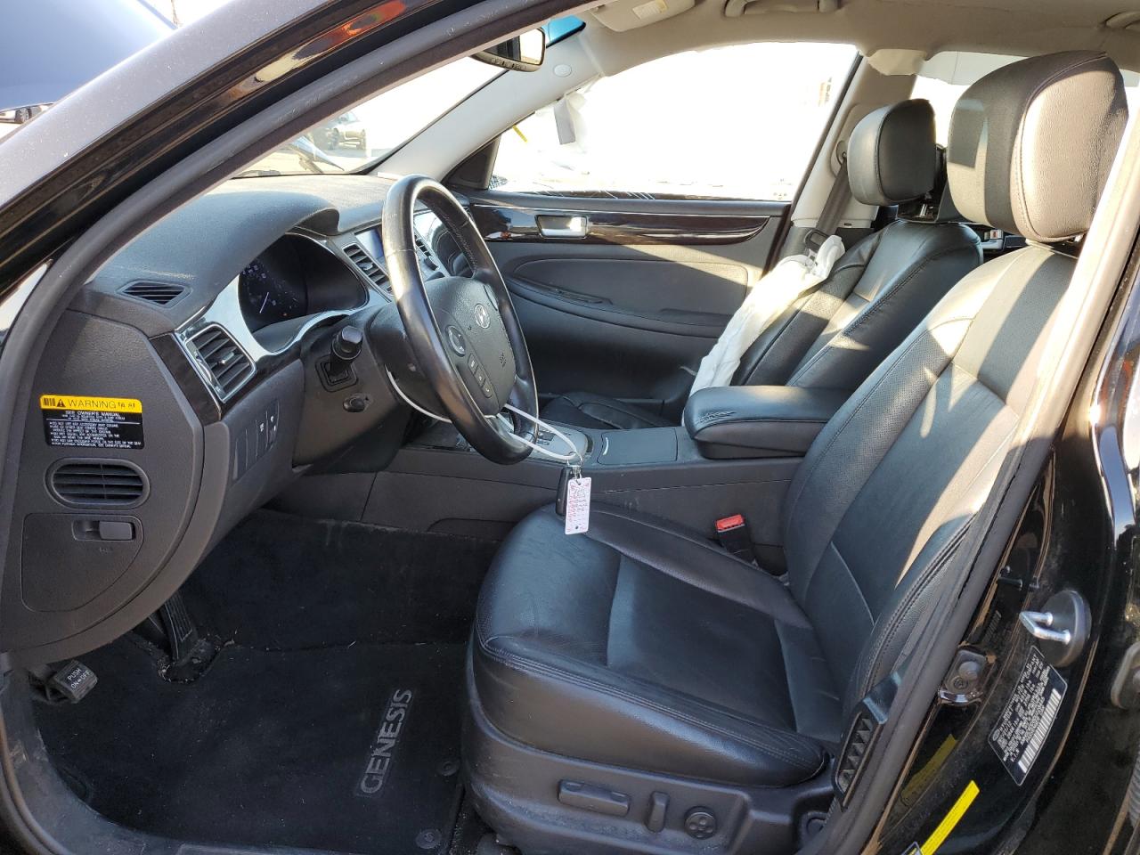 2013 Hyundai Genesis - Image 7