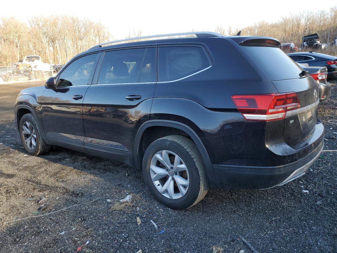 2018 Volkswagen Atlas - Image 2