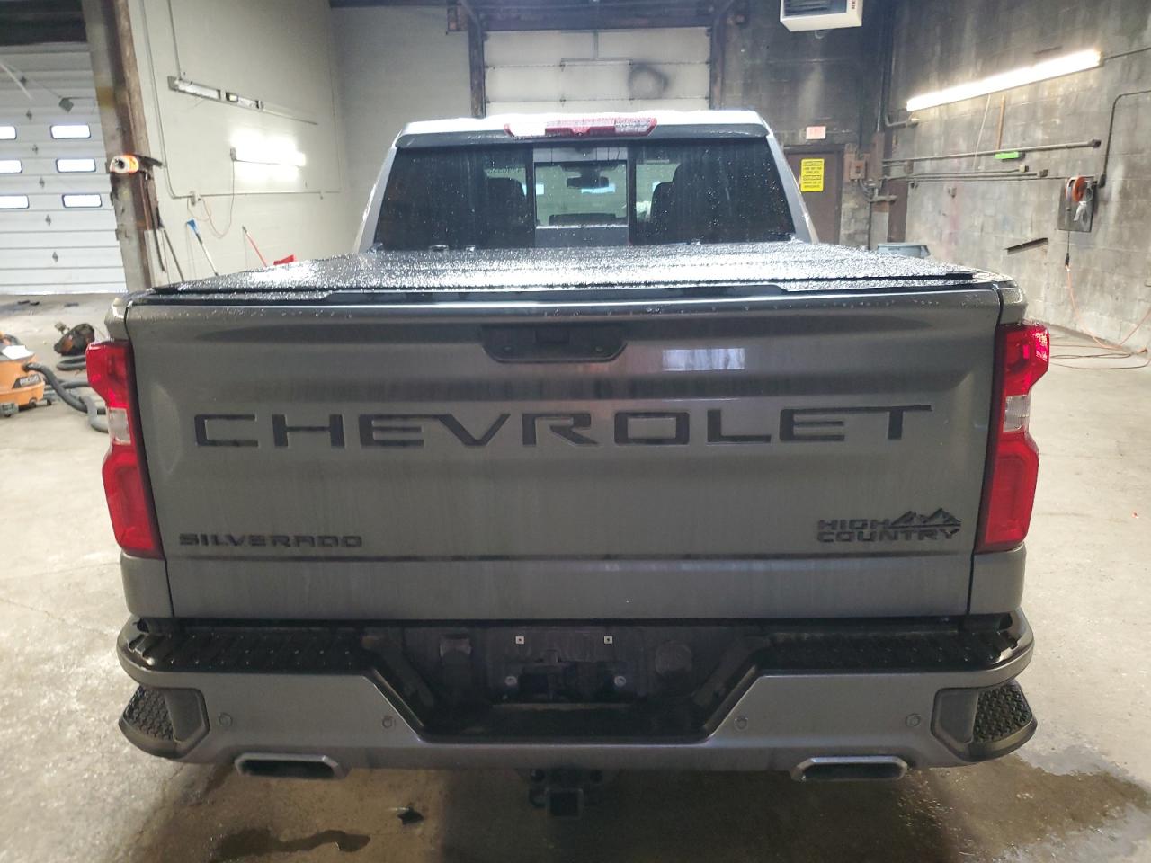 2021 Chevrolet Silverado - Image 6