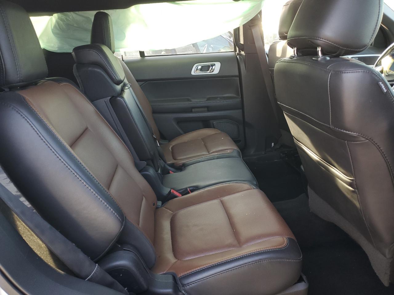 2014 Ford Explorer - Image 12