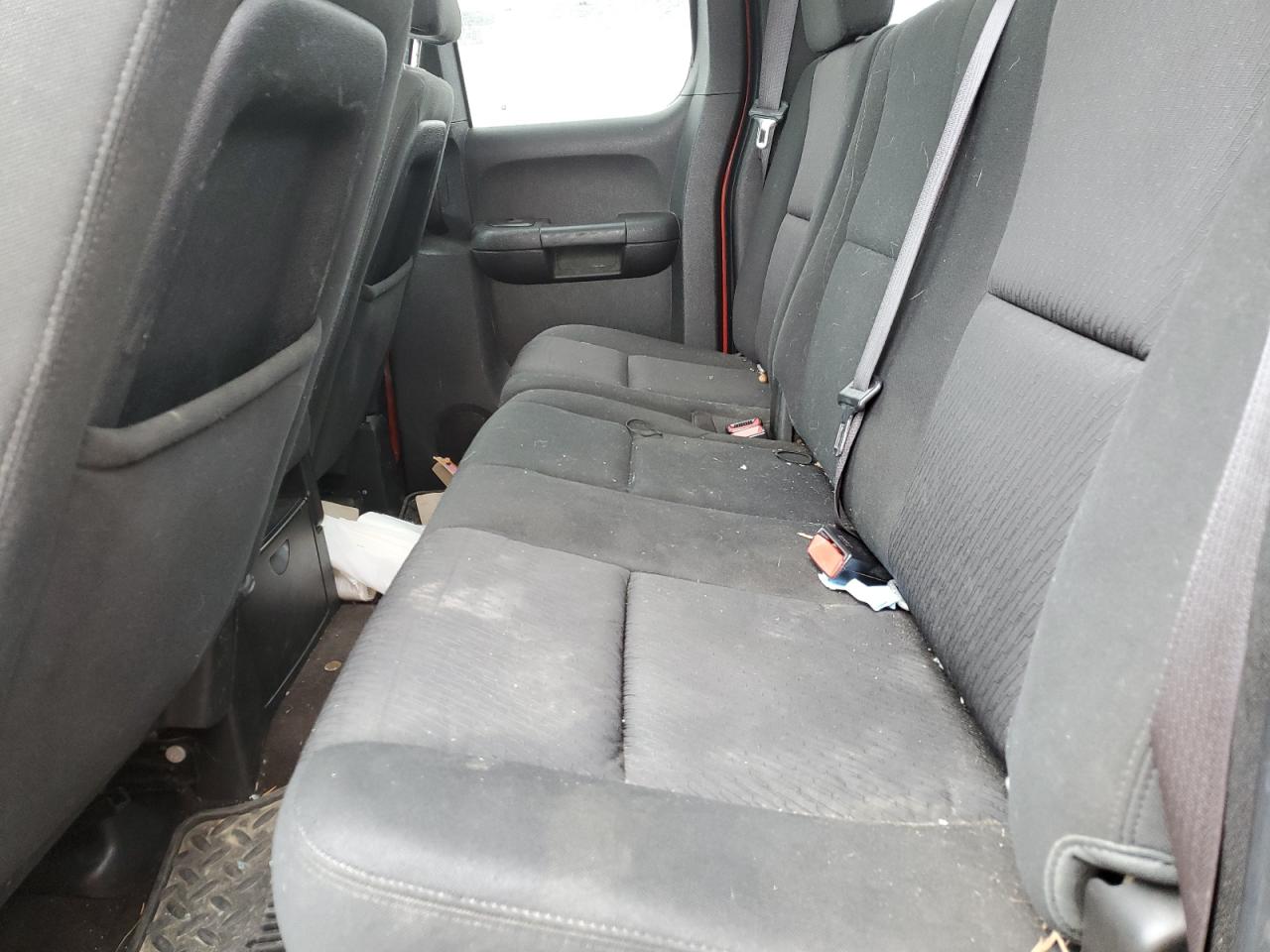 2012 Chevrolet Silverado - Image 10