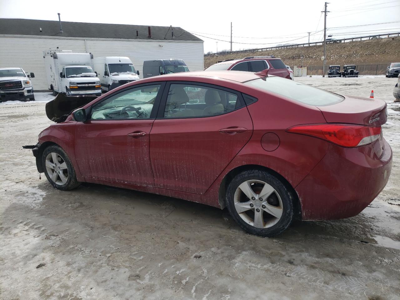 2013 Hyundai Elantra - Image 2