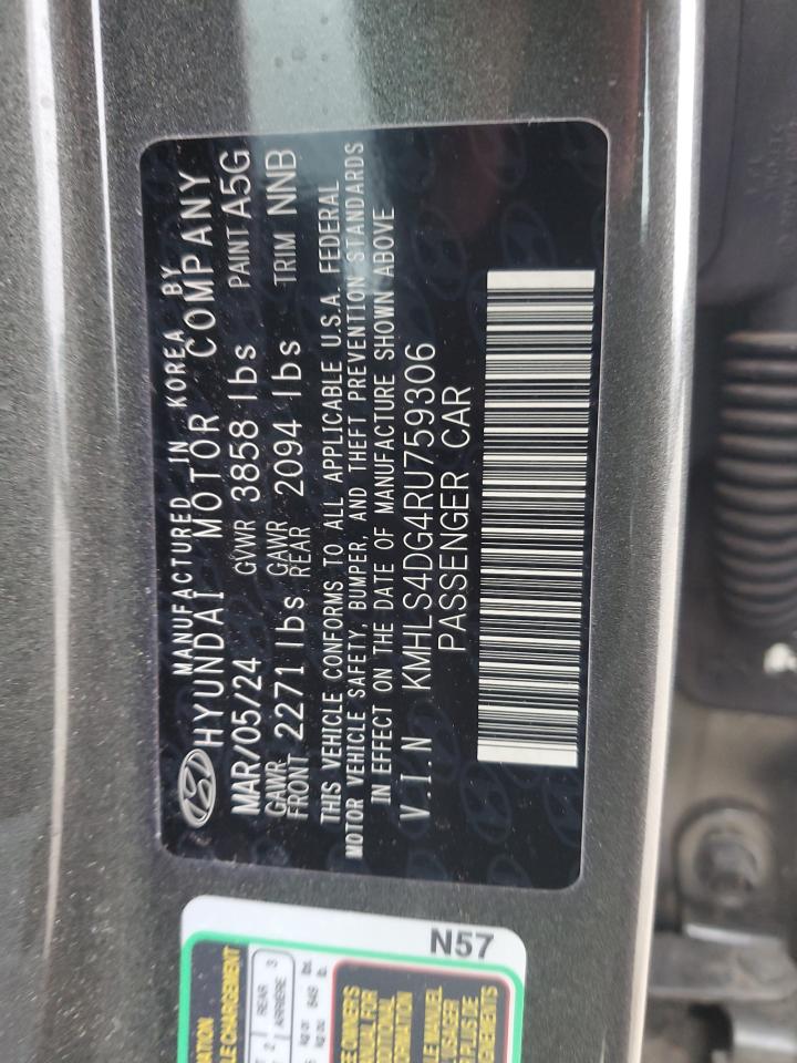 2024 Hyundai Elantra - Image 12