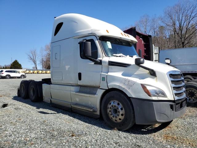 2020 Freightliner Cascadia 126 