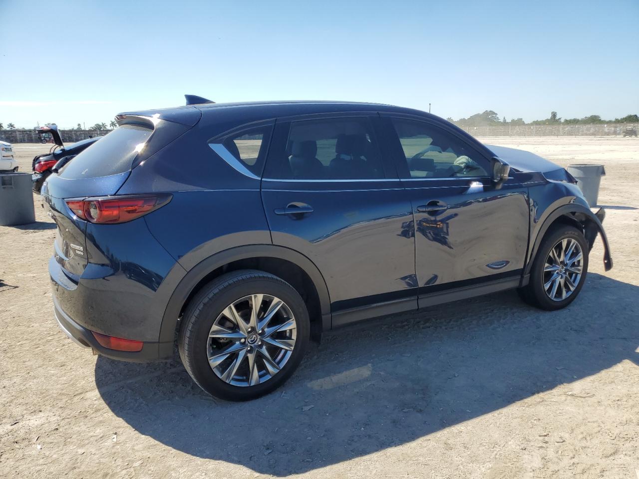 2021 Mazda CX-5 - Image 3