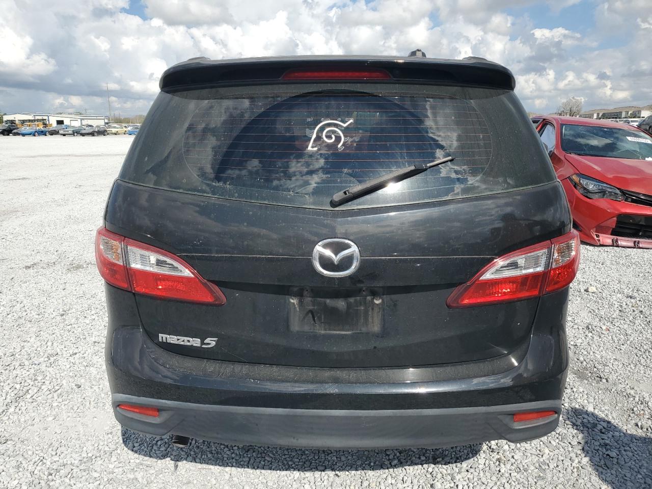 2012 Mazda 5 - Image 6
