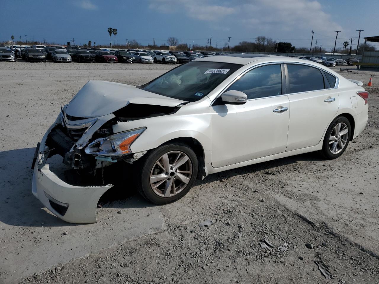 2015 Nissan Altima - Image 1