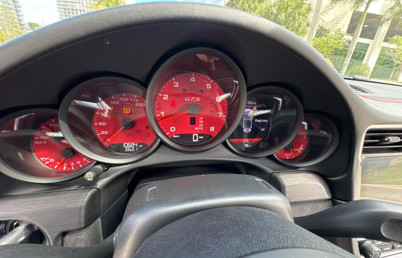 2017 Porsche 911 - Image 8