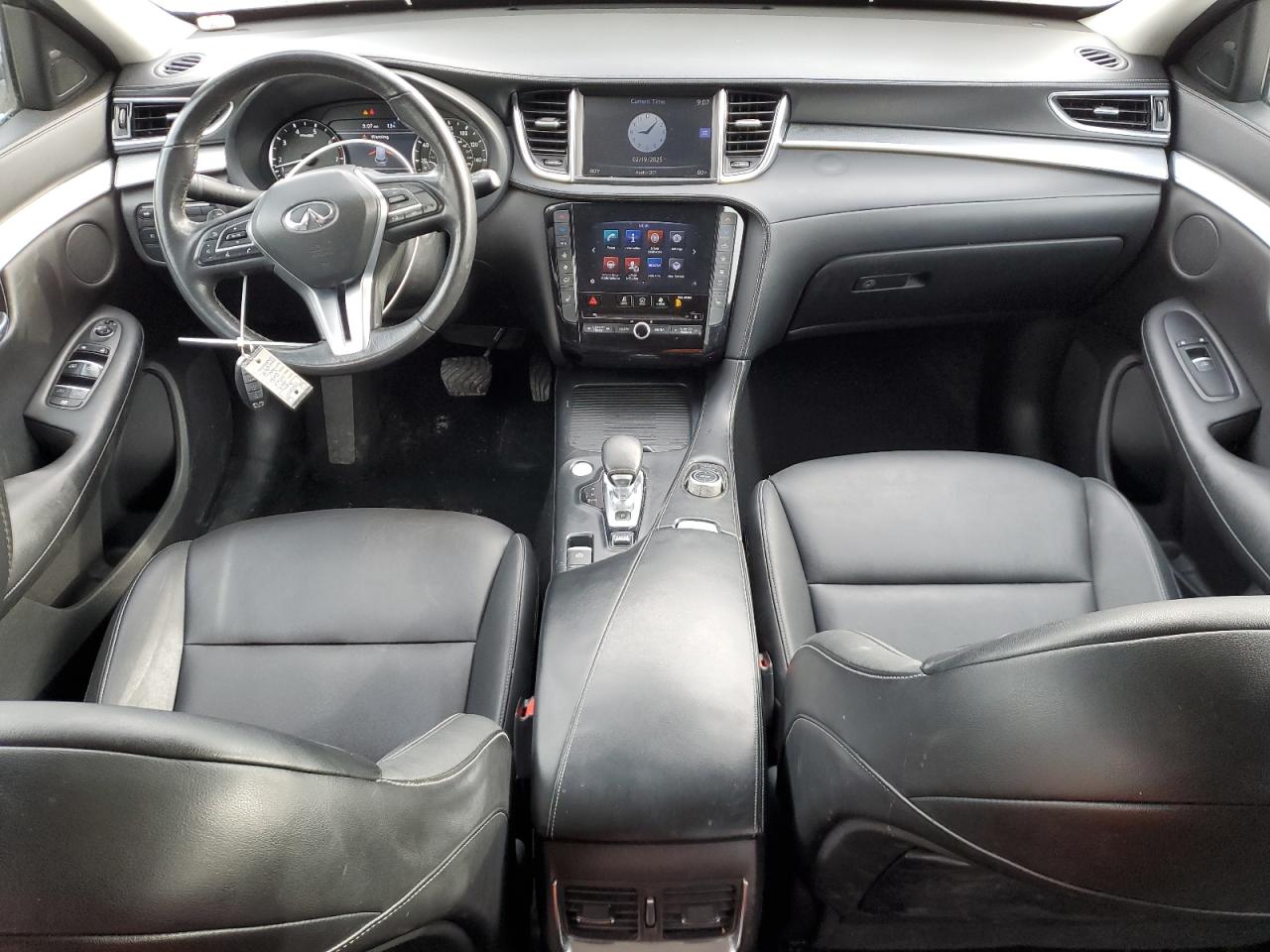 2019 Infiniti QX50 - Image 8
