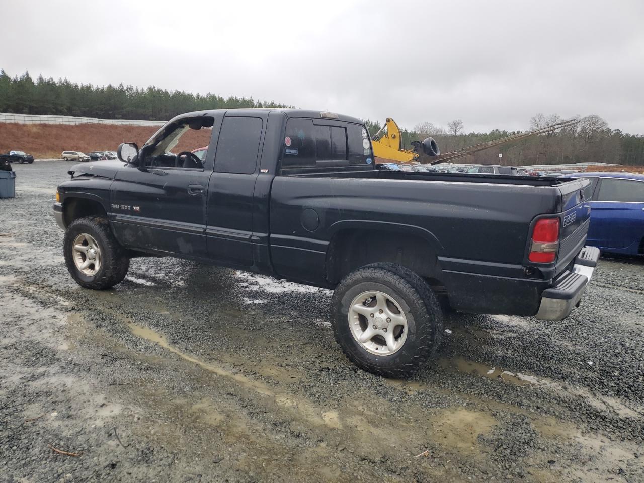 2001 Dodge RAM - Image 2