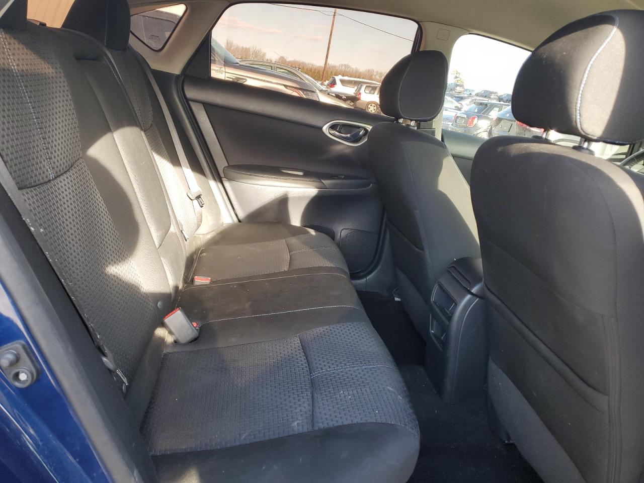 2017 Nissan Sentra - Image 10