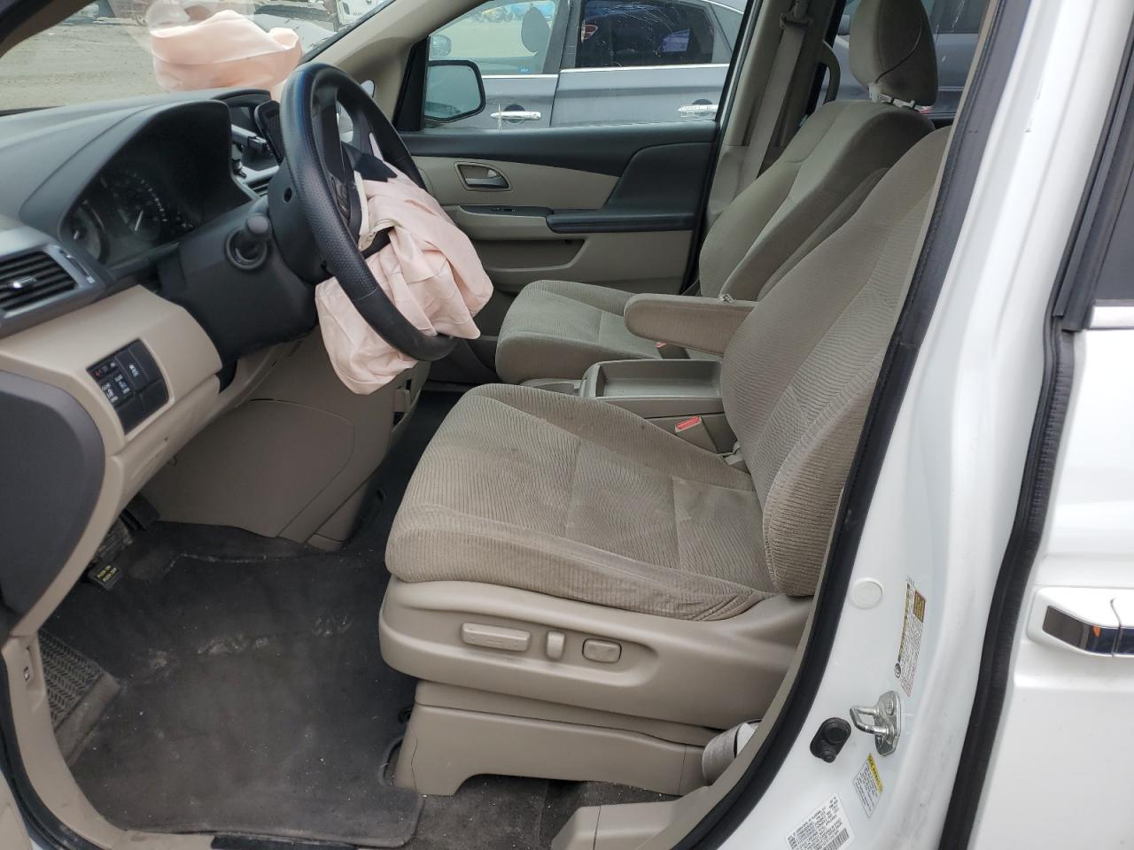 2011 Honda Odyssey - Image 7