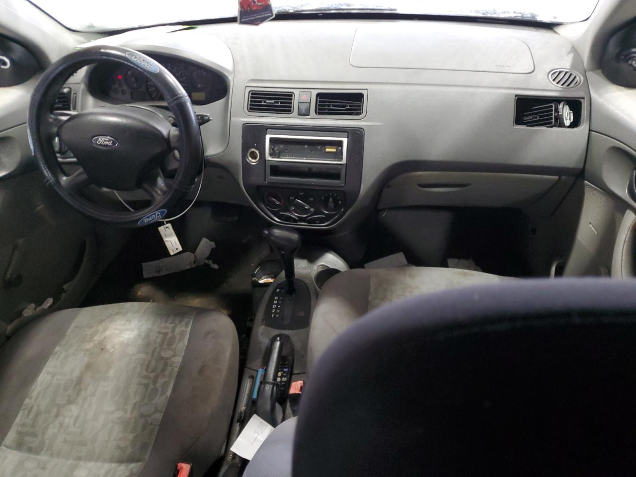 2005 Ford Focus - Image 8