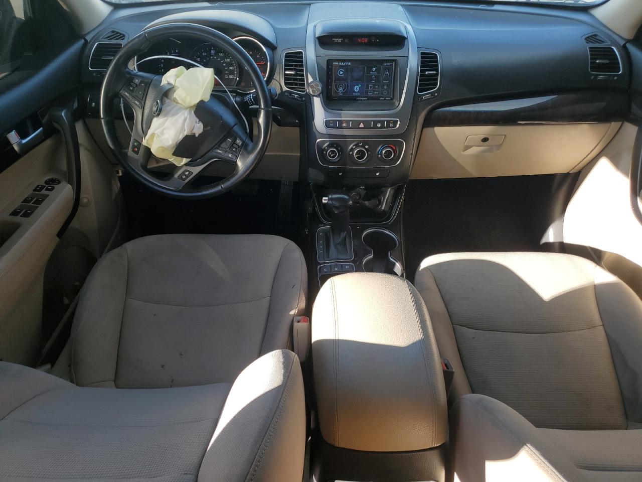 2015 Kia Sorento - Image 8