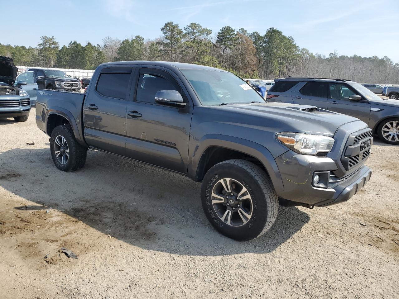 2019 Toyota Tacoma - Image 4