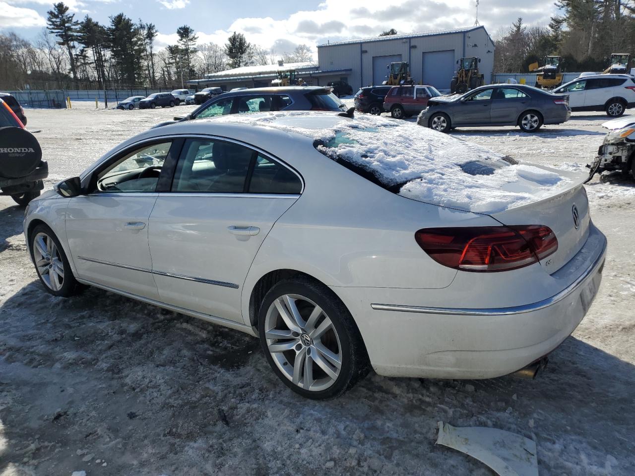 2013 Volkswagen Passat CC - Image 2